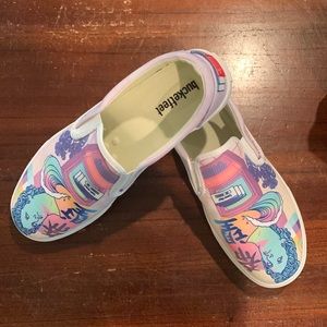 Bucketfeet US Mens size 9. Retro magic! Brand New in Box